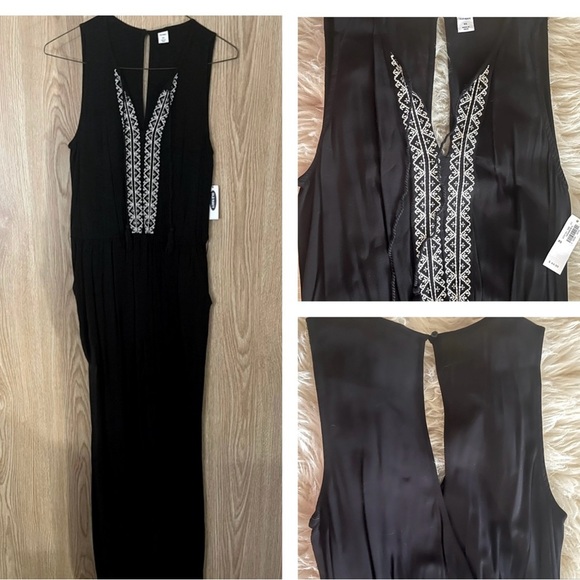 Old Navy Pants - NWT Black Open Back Sleeveless Embroidered Pantsuit